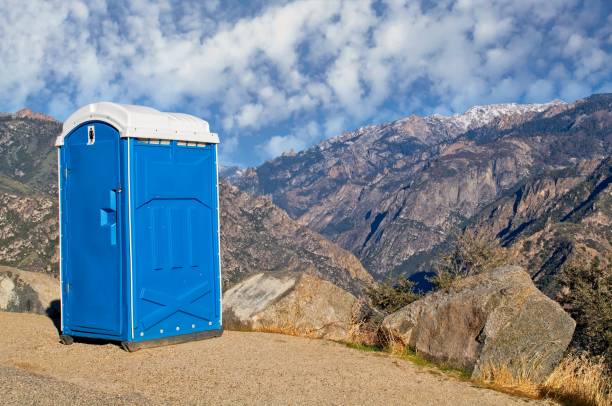 Best Portable bathroom rental  in Akron, PA