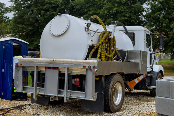 Best Porta potty delivery and setup  in Akron, PA